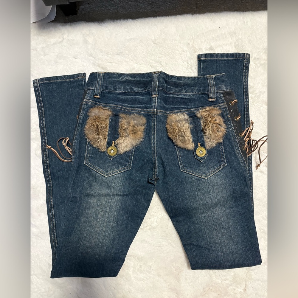 Vintage Jeans with rabbit fur pockets